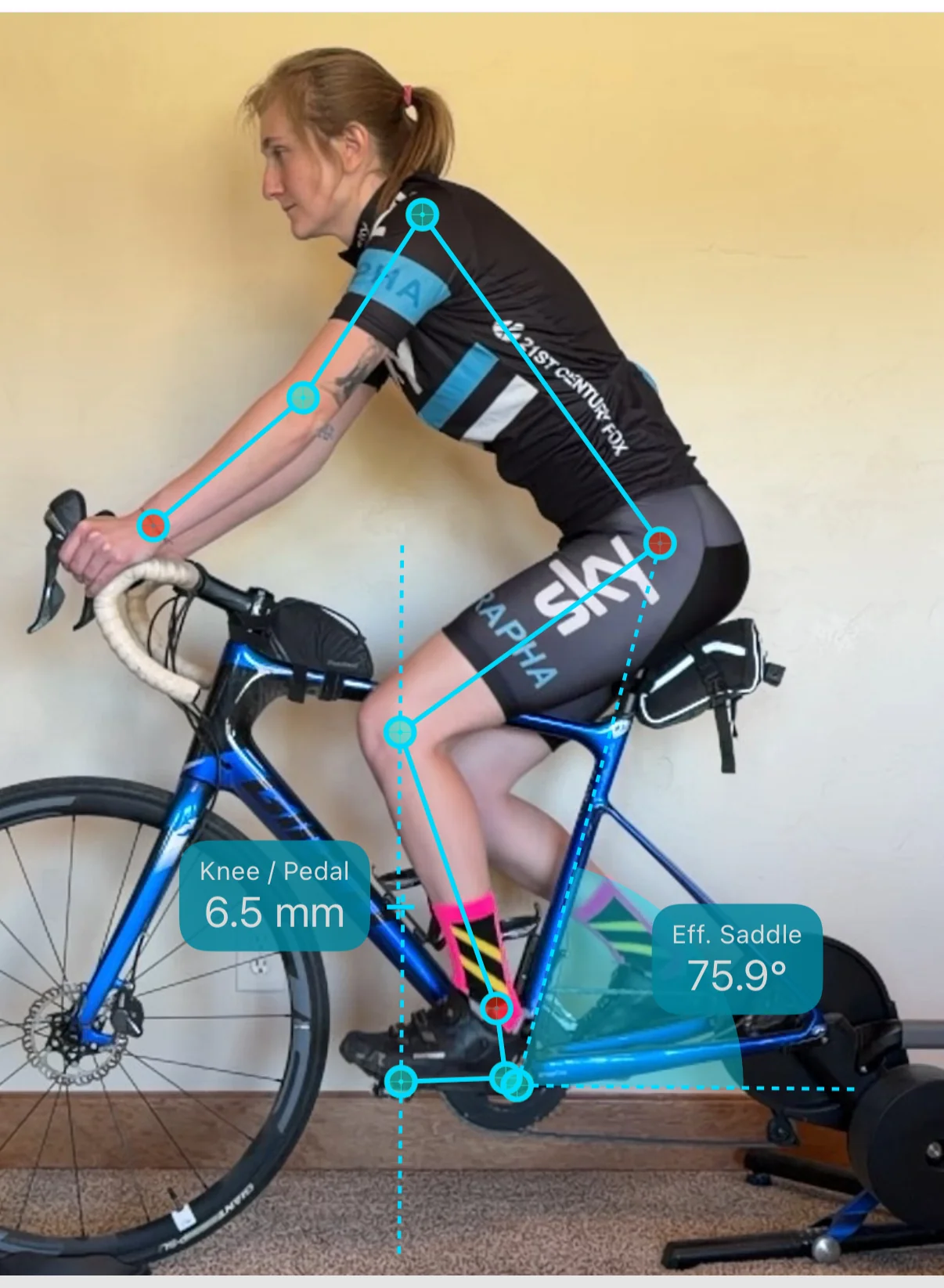 Saddle a touch forward. The knee already sits ahead of the pedal, and the app reads it 6.5 mm ahead.